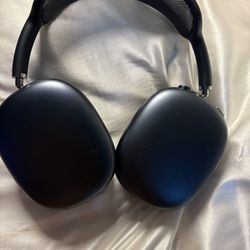 Apple AirPod Maxes-midnight Black
