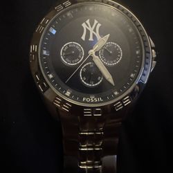 FOSSIL Yankees watch