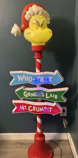 5' The Grinch Christmas LED blow mold