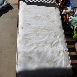 Toddler beds with mattresses