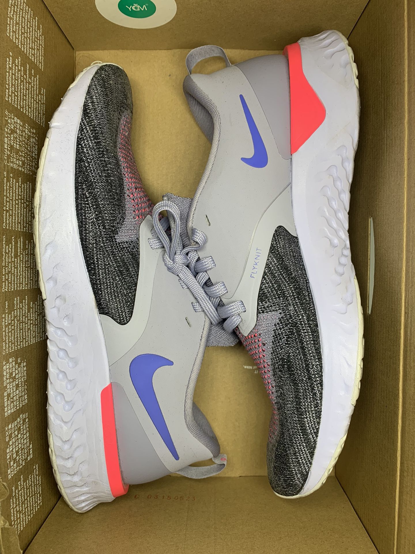 Nike Odyssey React size 10