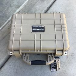 APACHE 3800 Weatherproof Protective Case,