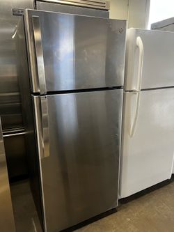 TOP FREEZER GE REFRIGERATOR STAINLESS STEEL