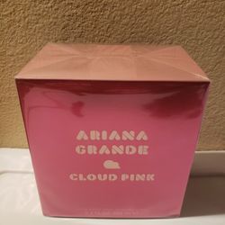Ariana Grande Cloud Pink Perfume 