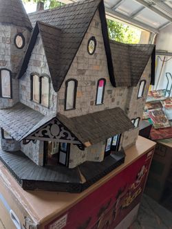 Doll house
