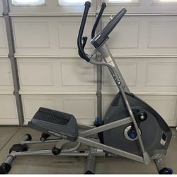 Nautilus E614 Elliptical Trainer for Sale in New Rochelle, NY - OfferUp