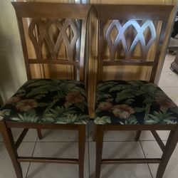 2 Wooden Bar Stools 