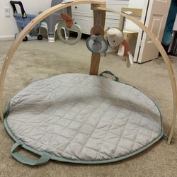 Ingenuity Activity Gym With Wooden Toy Bar  