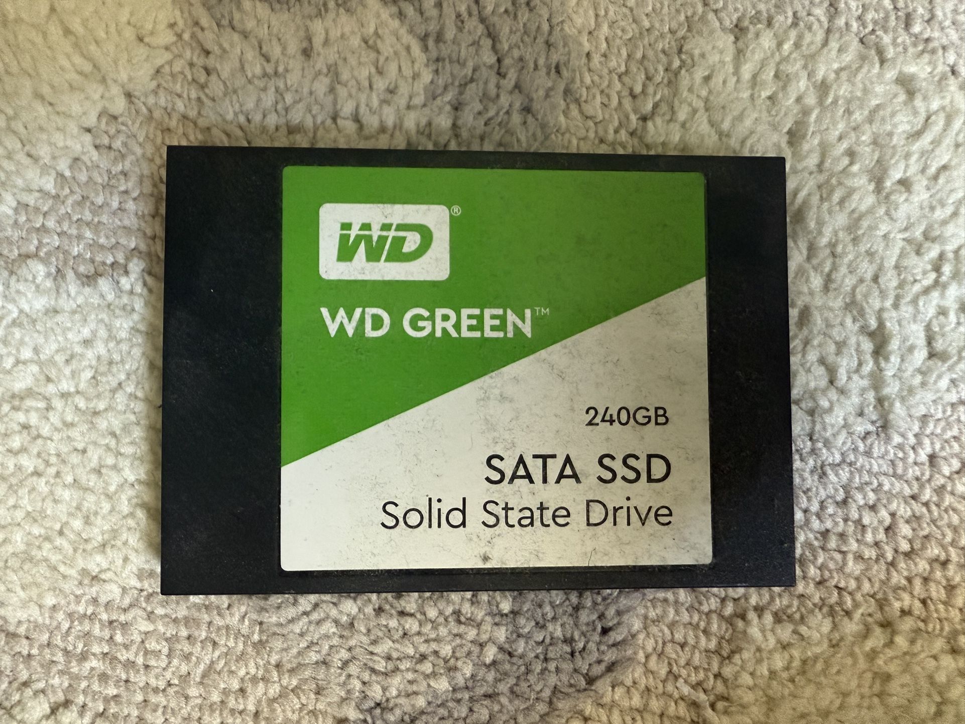 SATA SSD 240GB