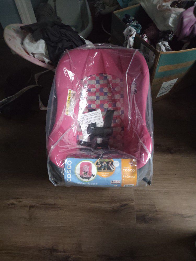New Never Used Toddler Car Seat