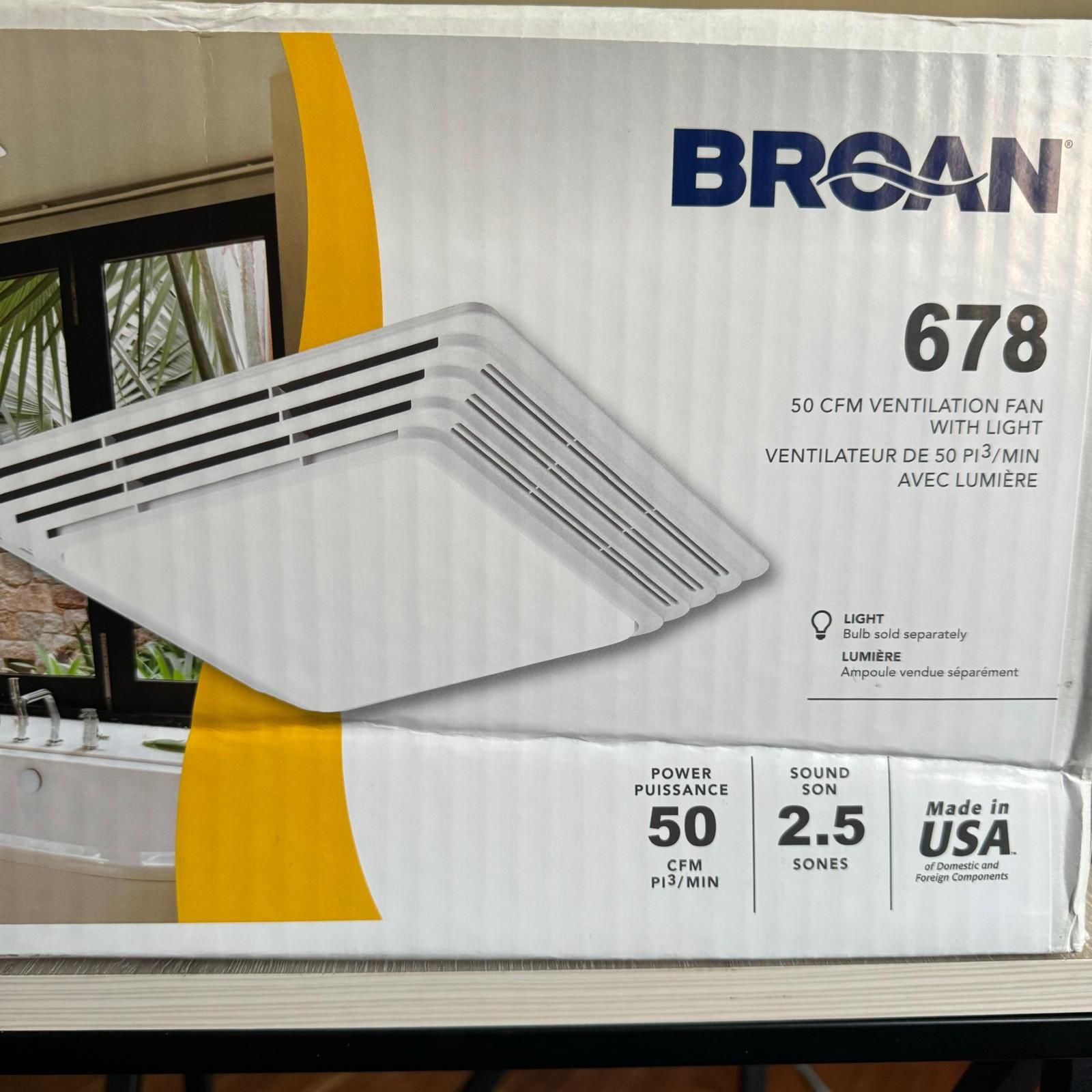 Broan-NuTone 678 Ventilation Fan and Light Combo for Bathroom and Home, 100 Watts, 50 CFM,White