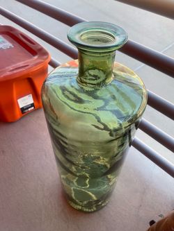 Floor vase