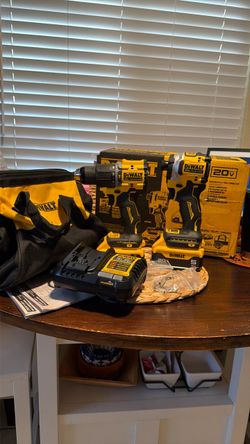 DEWALT 20V Brushless 2-Tool Combo Kit