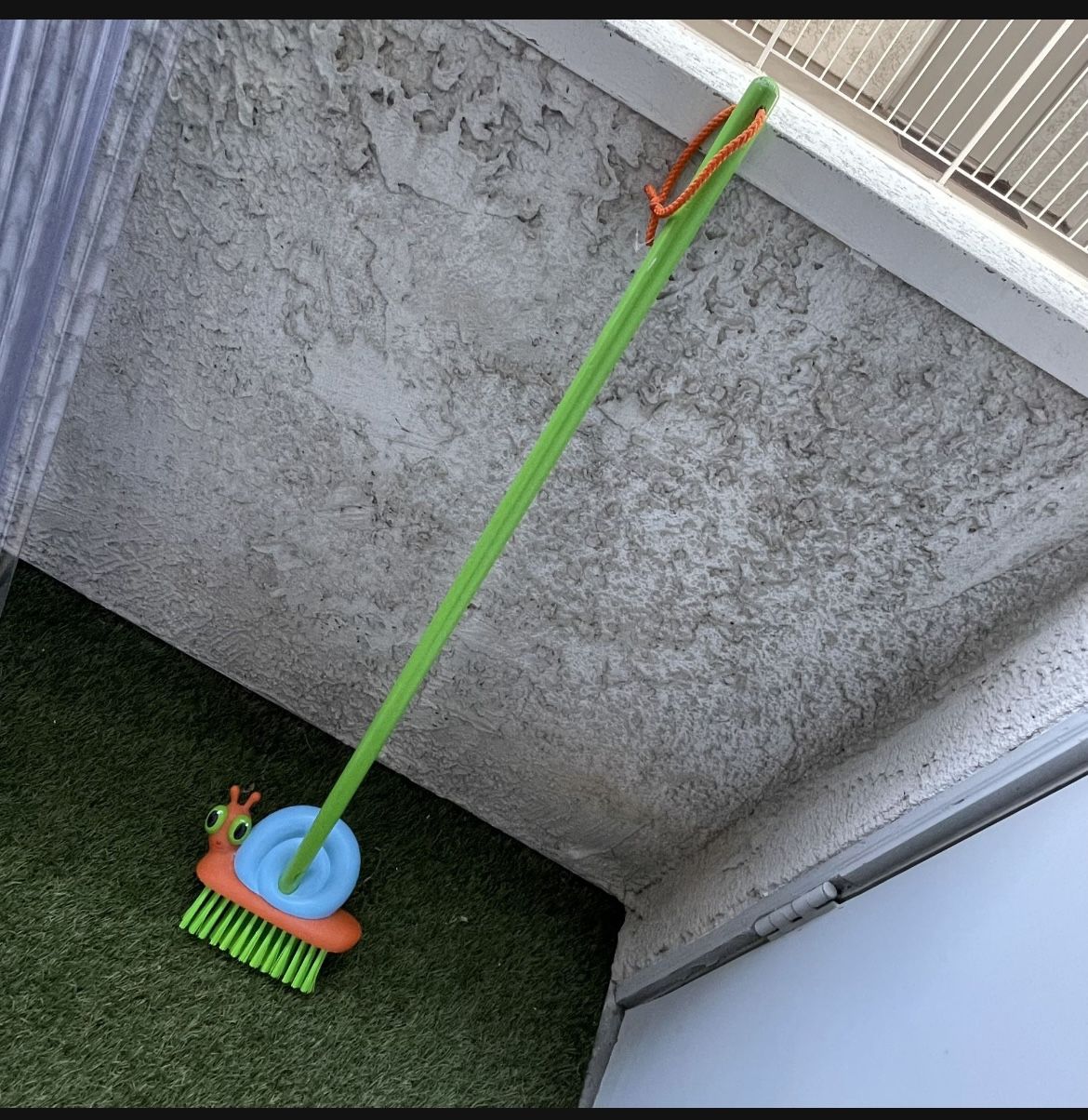 Brand New Snail Floor Scrubber Scrub Tile Brush Cleaner