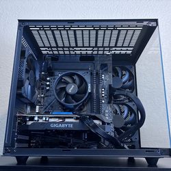 Gaming PC – Ryzen 5 / RTX 2060 – Full Setup (Keyboard & Mouse Included