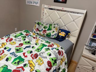 Kid bedroom set