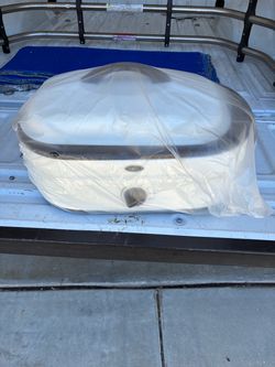 Oster 18-Quart Roaster Oven (CKSTRS18W) - USED ONLY ONE TIME!!