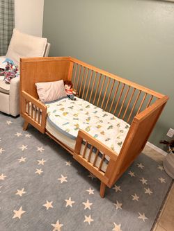 Simply Nursery Retro Convertible Crib + Newton Mattress & Bedding
