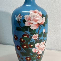 Rare Beautiful 9 1/2 Inches Tall Cloisonné Floral With Bird Vase 