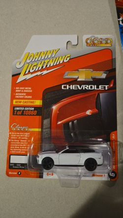 JOHNNY LIGHTNING