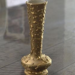 22K Vintage Weeping Bright Gold 