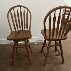 2 Counter Height Barstools Heavy Oak Very Heavy