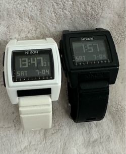 Nixon watches