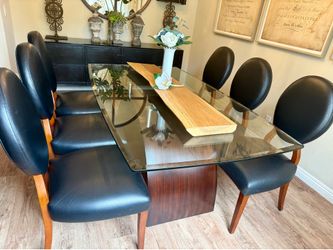 6 Genuine Leather Dining Chairs – Excellent Condition – Macy’s