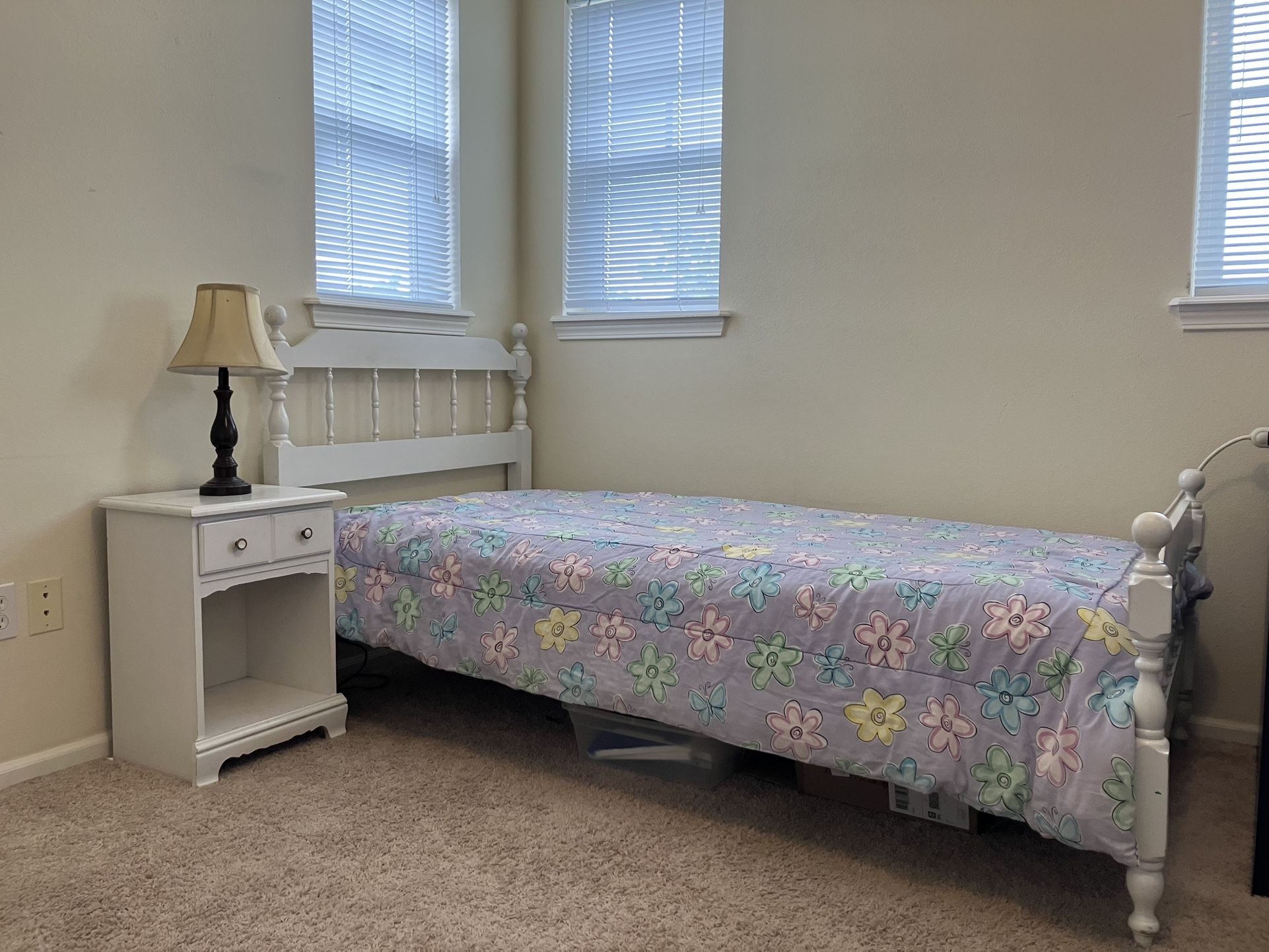 Children’s Set (bed, table, desk)