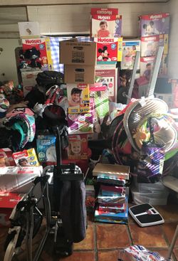 Lots of kids clothes for sale 0 to 12 months boys clothes 0 to 4t on girls clothes all used but good condition