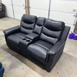 Reclining Couch (WE DELIVER)