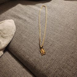 Gold Platted Necklace With Gold Charm