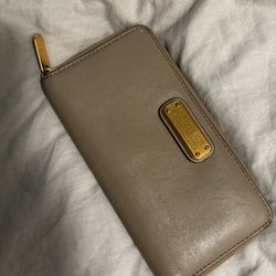 Marc Jacobs Full Zip Wallet 