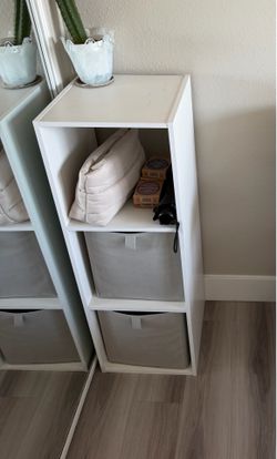 Wood storage cubicle