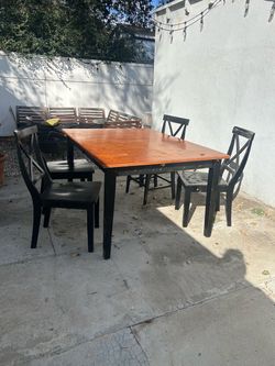 Free dining room table and five chairs