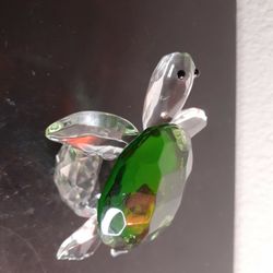 EXQUISITE Swarovski Like 4" Green Turtle Figurine.