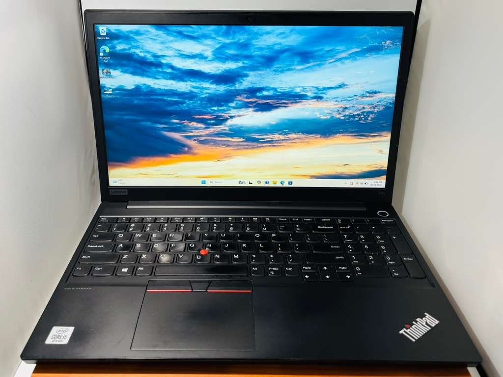 Lenovo E15 Gen 2 Core i5-10th gen 8GB 256GB Windows 11 pro
