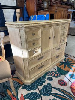 Large Light Oak Wood Dresser with Cabinets