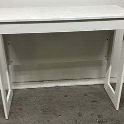 48”wx18”x42h good condition white wood side, David