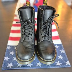 10M/11W- Dr. Martens 1460 Slip Resistant AirWair Black Leather Lace Up Boots