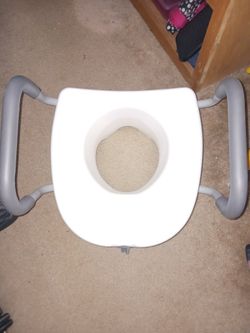 Toilet, Upper Seat
