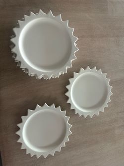 White Sun-Shaped Ceramic Plates Set of 8