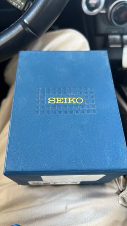 Seiko Men’s Essential titanium watch