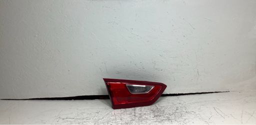 2016-2018 Chevy Malibu left inner tail light (1CC)