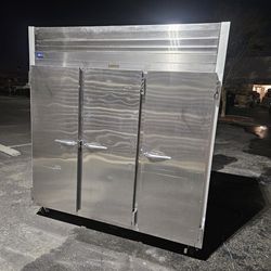 Traulsen 3-door Freezer  Get Free Local One Year Warranty