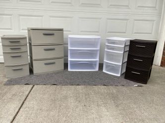 Storage drawers. See description