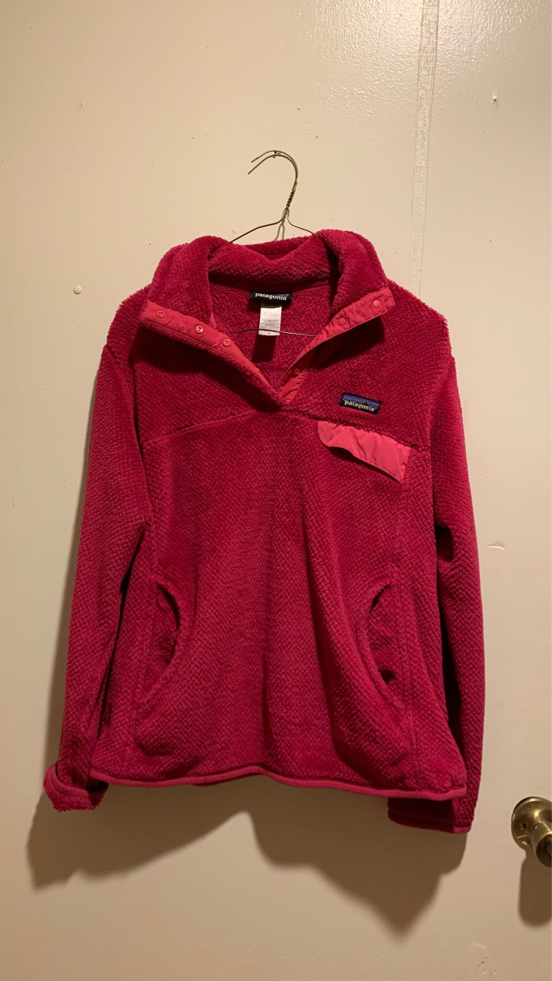 PINK PATAGONIA PULLOVER