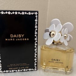 Marc Jacob’s Daisy Perfume