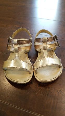 $1 pair of Stride Rite sandal summer shoes
