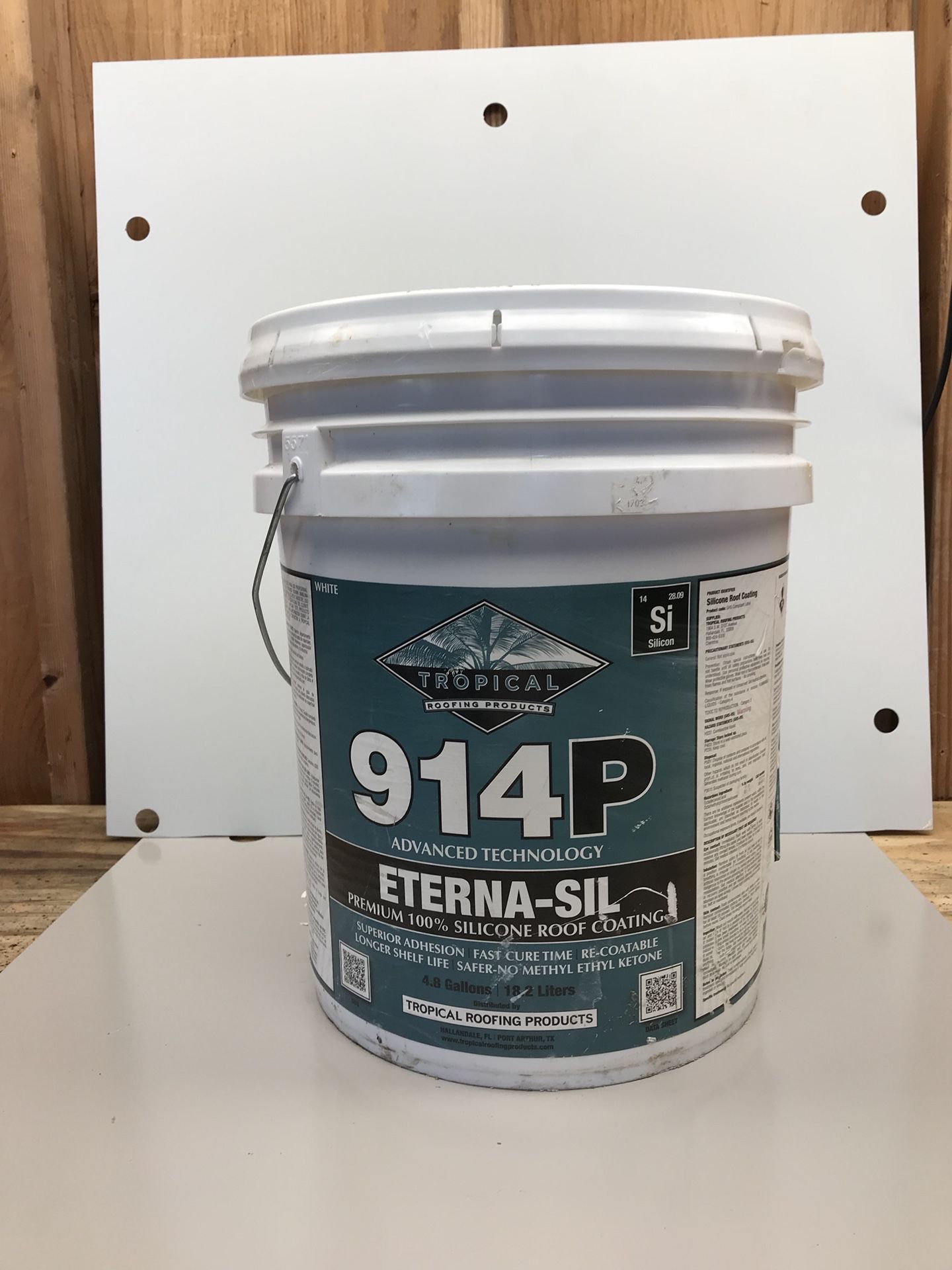 914p eterna-sil premium 100% silicone roof coating